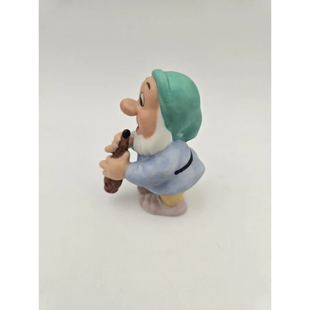 Walt Disney Snow White and the Seven Dwarfs Sneezy Porcelain Figurine